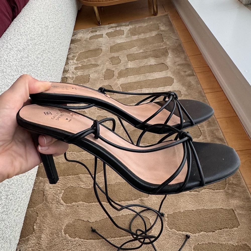 Call It Spring Women's Sandals Cream & Black